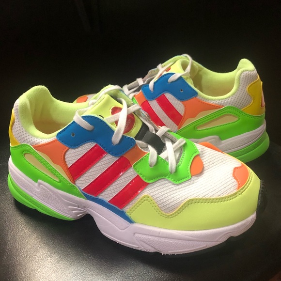 5.5 youth to women's adidas